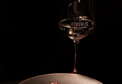 bar republic op de kleine berg gerecht