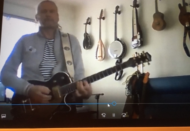 Maximus online bedrijfsborrel met muziek Maximus online bedrijfsborrel met muziek