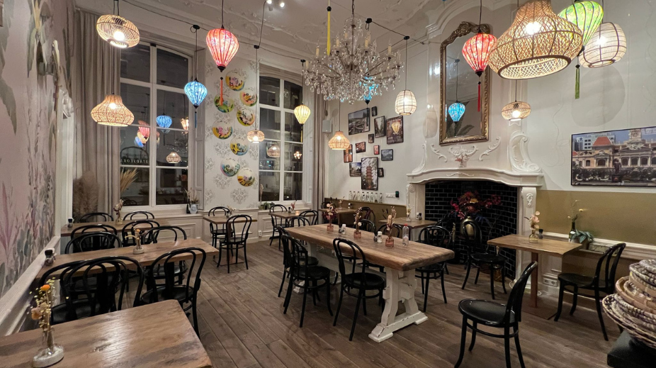 Opening-Saignon-Garden