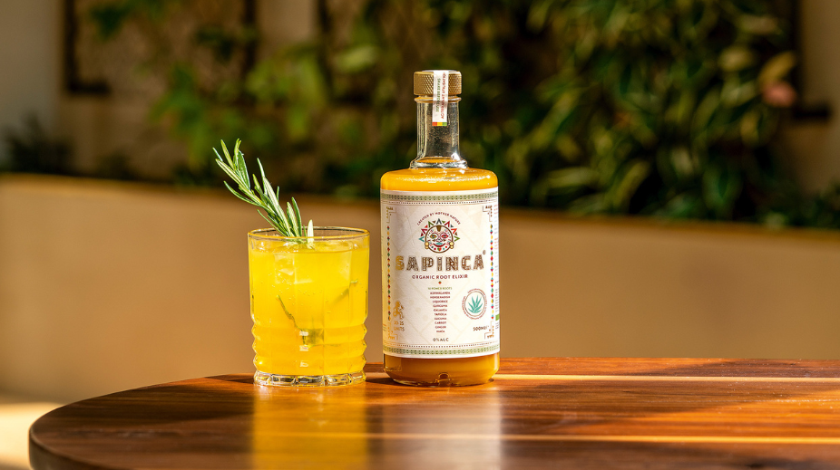 zomerse-cocktails-sapinca-organic-root