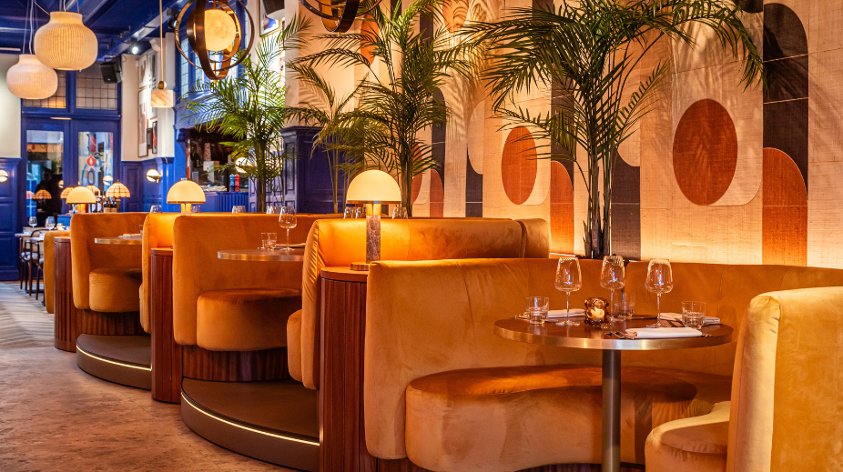 1 - LAmour Toujours - Den Haag