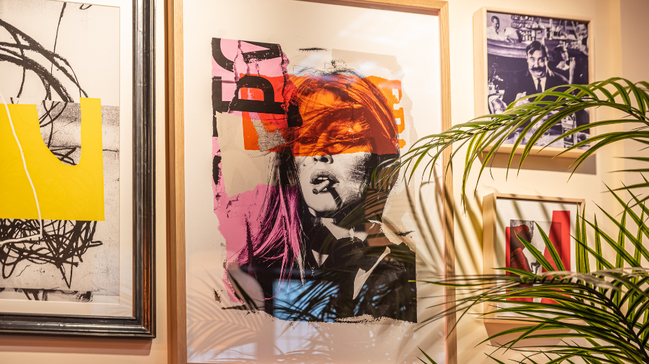 9 - LAmour Toujours - Den Haag