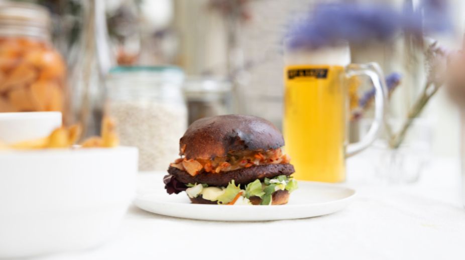 Bar Stroom_Rotterdam_mvv Florine van Rees_2