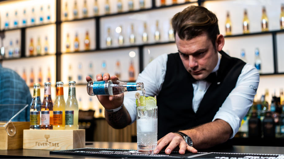 Bartender Rob Rademaker voor Fever-Tree