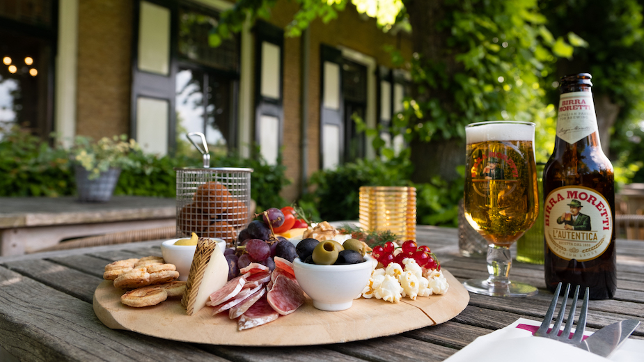 Beneden Sas Guestplan online reserveren