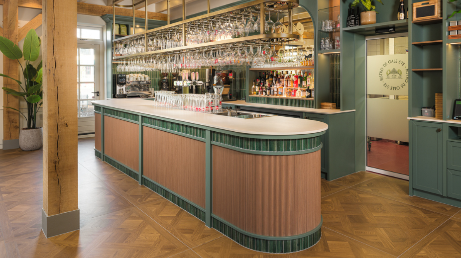 Bistro-De-Oale-Ste-Bar-mmv-Dick-Ruumpol