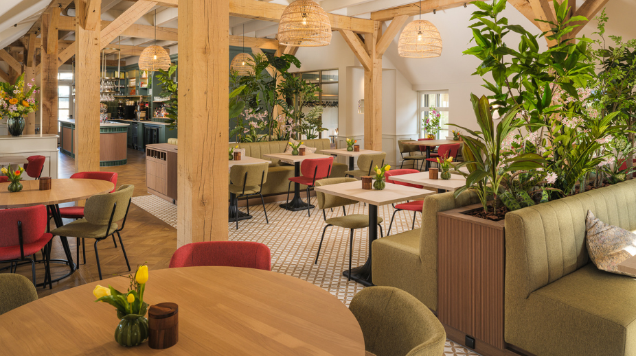 Bistro-De-Oale-Ste-interieur-mmv-Dick-Ruumpol