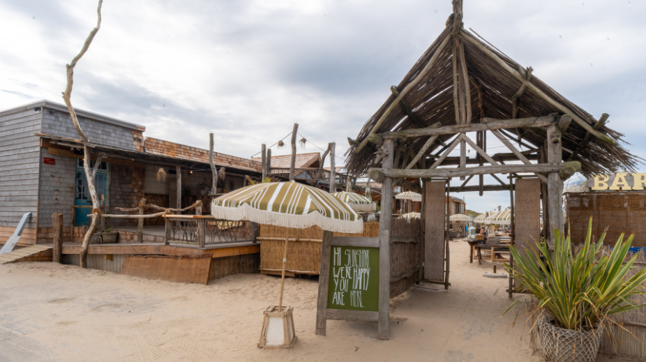 Club-Zand-in-Castricum-aan-Zee-ovv-dEP (1)