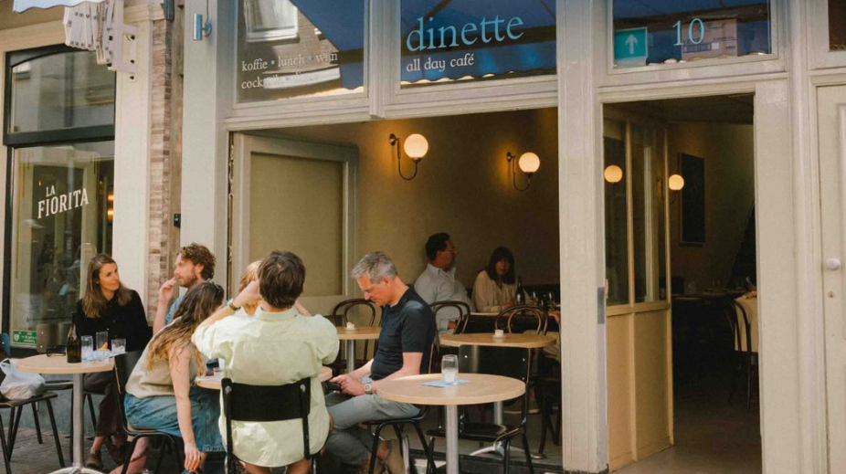 Dinette met pui open