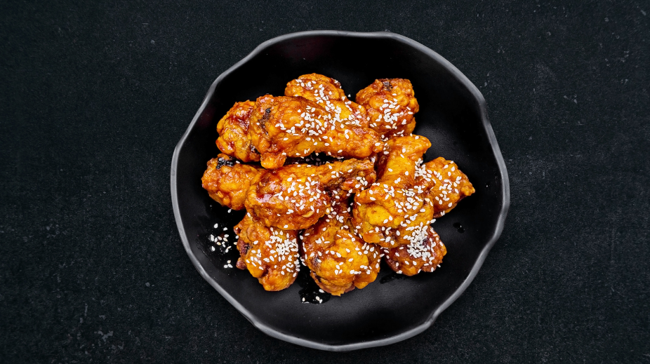 Fried Korean Chicken-Stock-Algemeen-Beeld