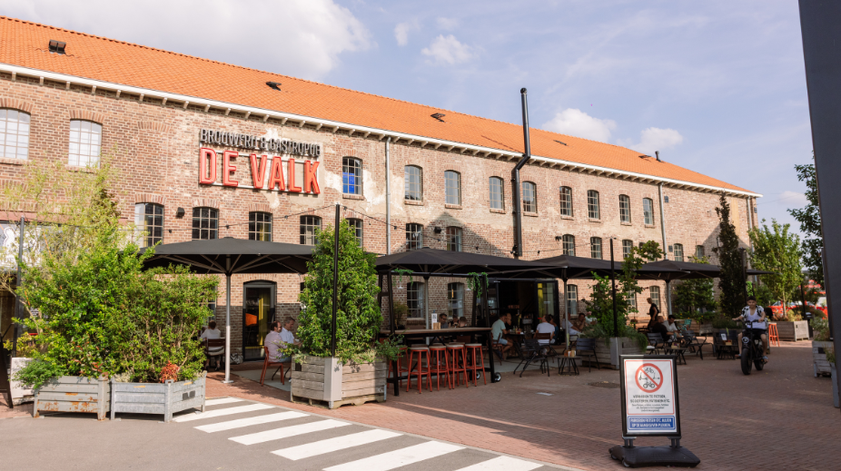 Gastropub-brouwerij-de-valk-in-echt-nieuw
