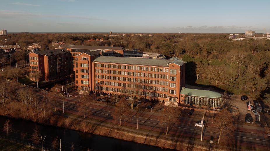 Hotel-de-Plesman-in-Den-Haag-ovv-Chantal-Arnts-buiten (1)