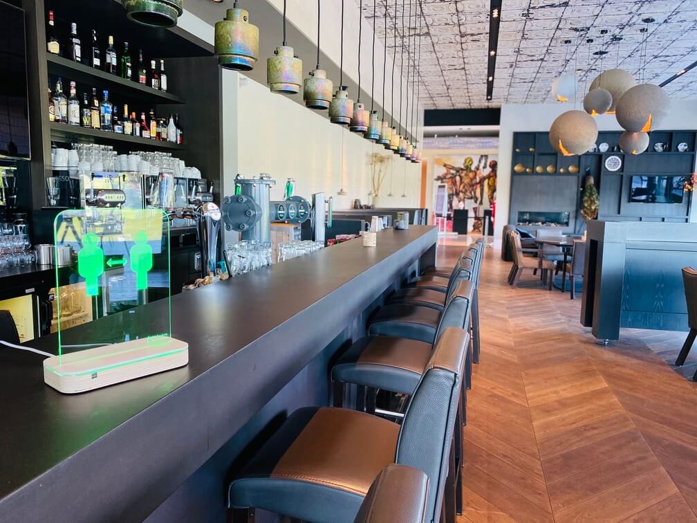 horeca bar aura aware afstand