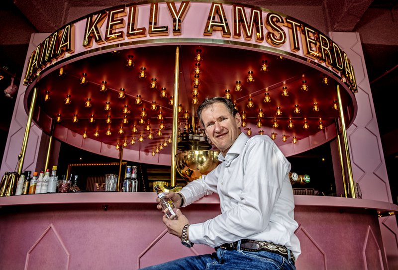 Reportage Mama Kelly. Bedrijfsleider  MarcFoto; Pim Ras