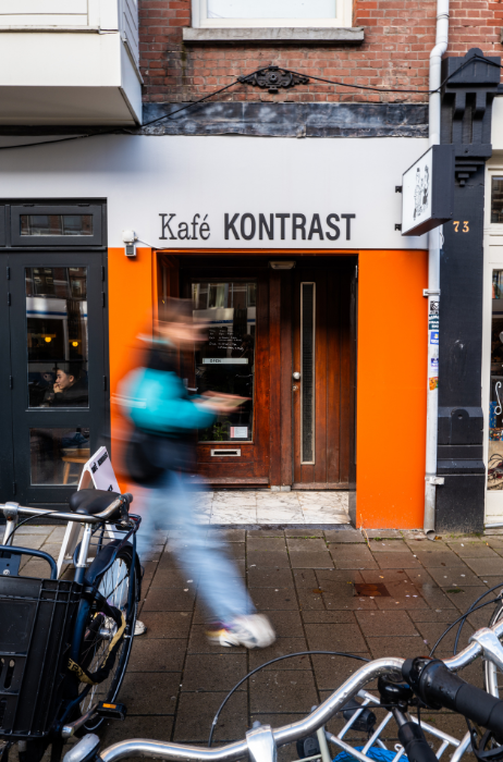 Kafé-Kontrast-in-Amsterdam-ovv-Jules-Reijnders-Studio (4)