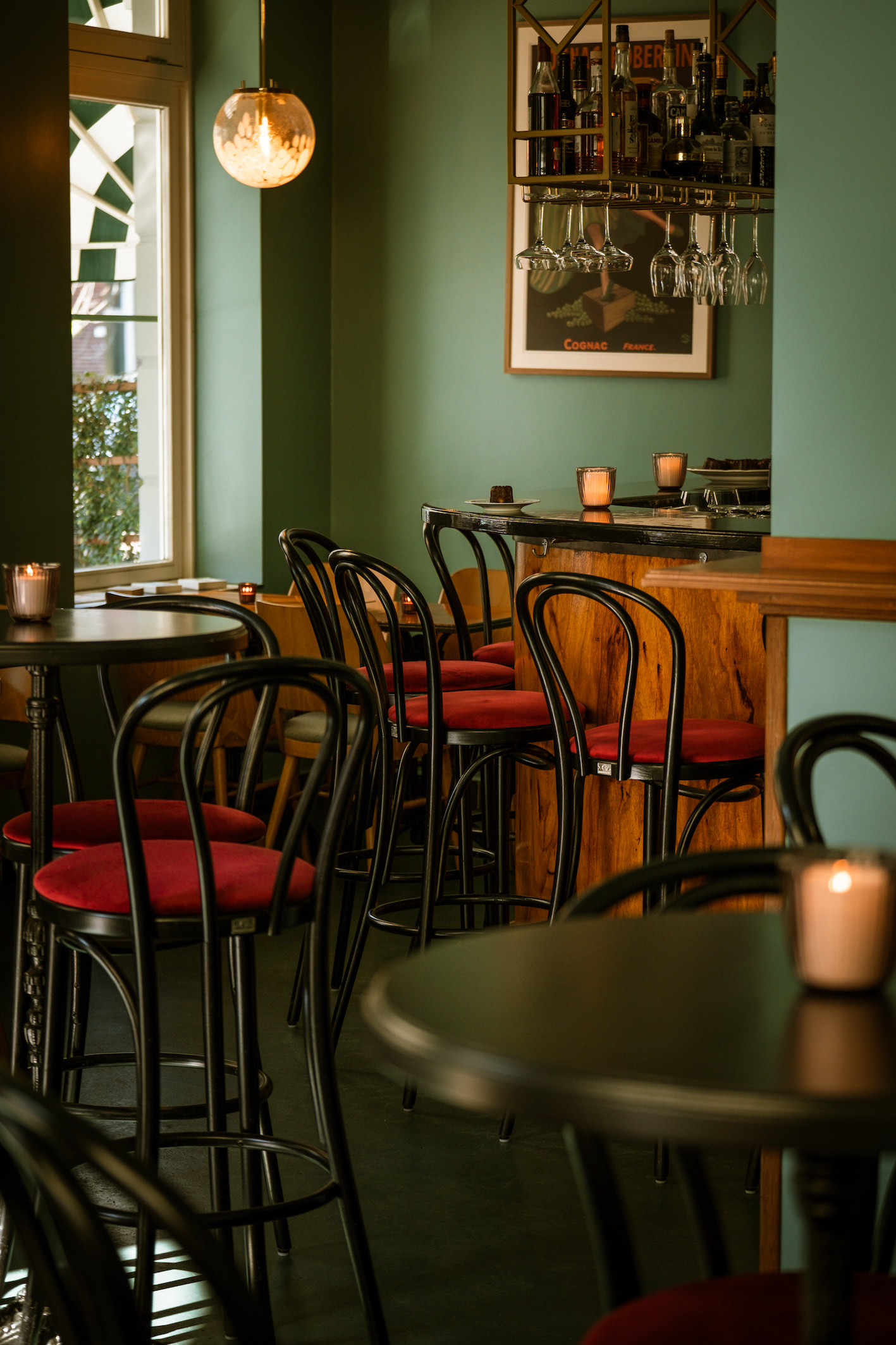 La Petite Soeur - mvv anne kaere 1