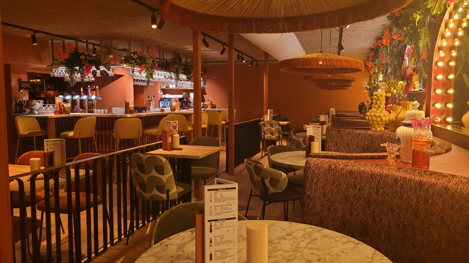 La-Cabina-in-Bunschoten-Spakenburg (3)