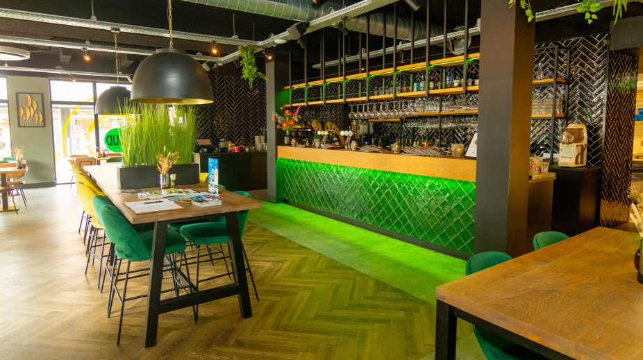 Loud-interieur-bar