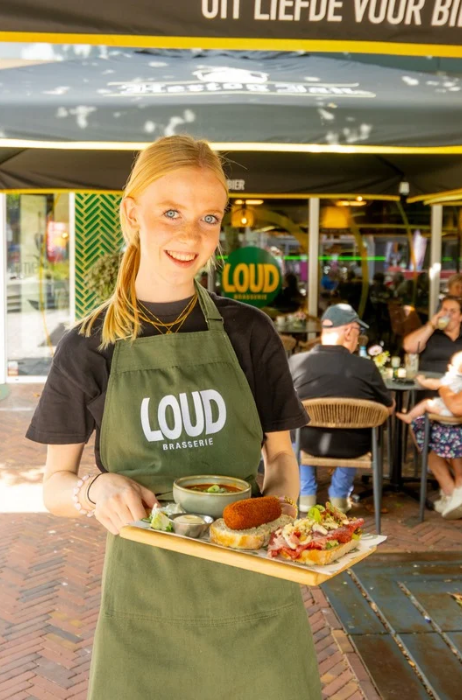 Loud-luxe-lunch