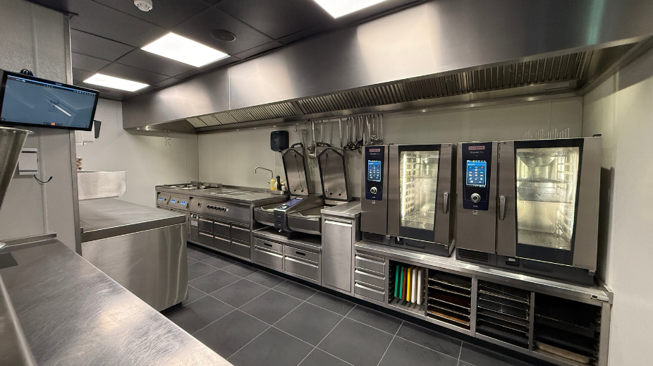 Nordcap-Ideal-Ake-Het-Rheins-1