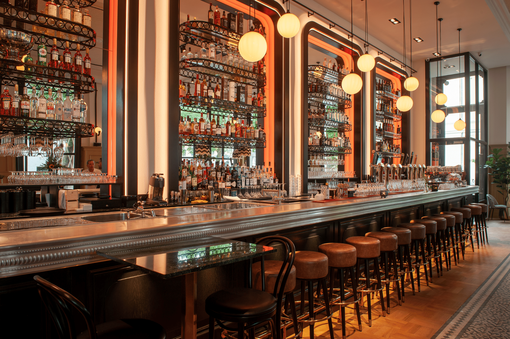 Grand bar en brasserie marie