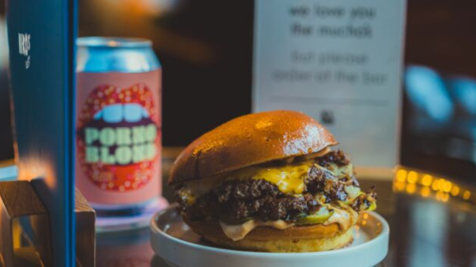 Restaurant Nikos-KINO Rotterdam