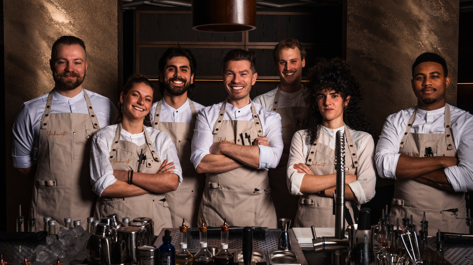 Het team bij Shakerato