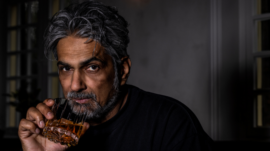 Soenil Bahadoer portret whisky