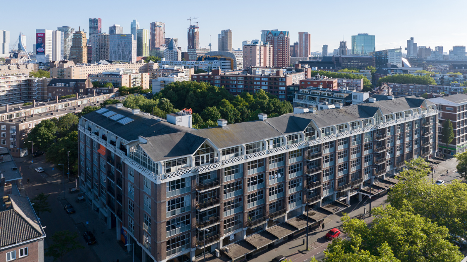 Stooges-Rotterdam-HIG-Gebouw-©Ossip-van-Duivenbode