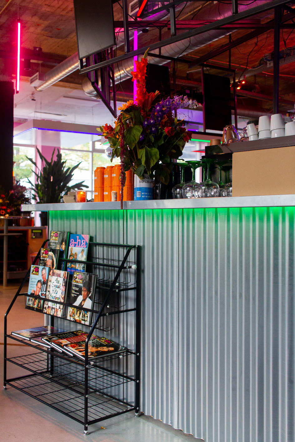 Tech-Noir - Interieur - Wai Seu Chan