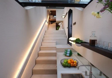 Trap naar de grote slaapkamer-1