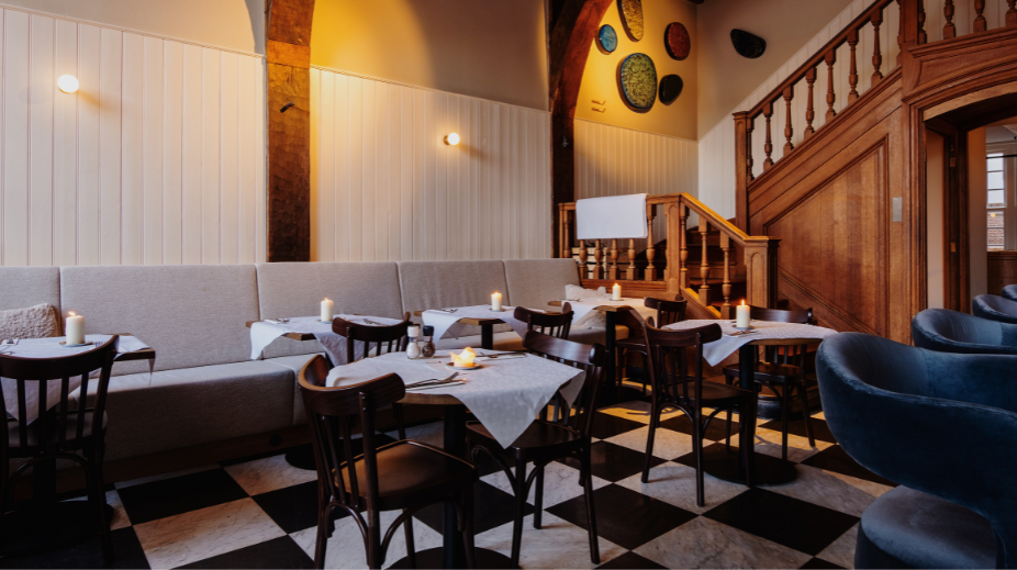 Vis Café Ed opent aan Grote Markt in Haarlem van Spinning Group