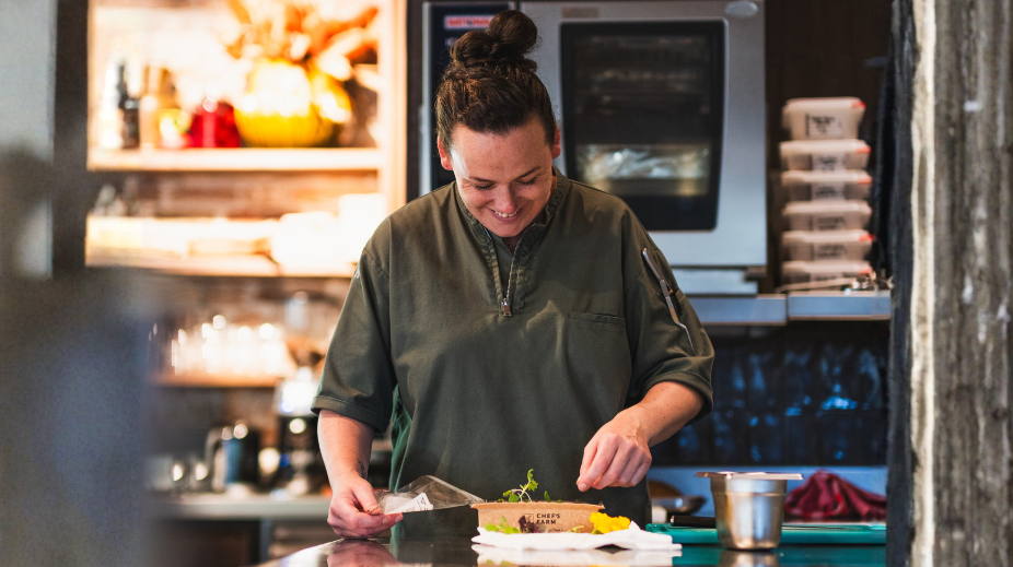 Zoë-Jonker-Bistro-Lof-in-de-keuken