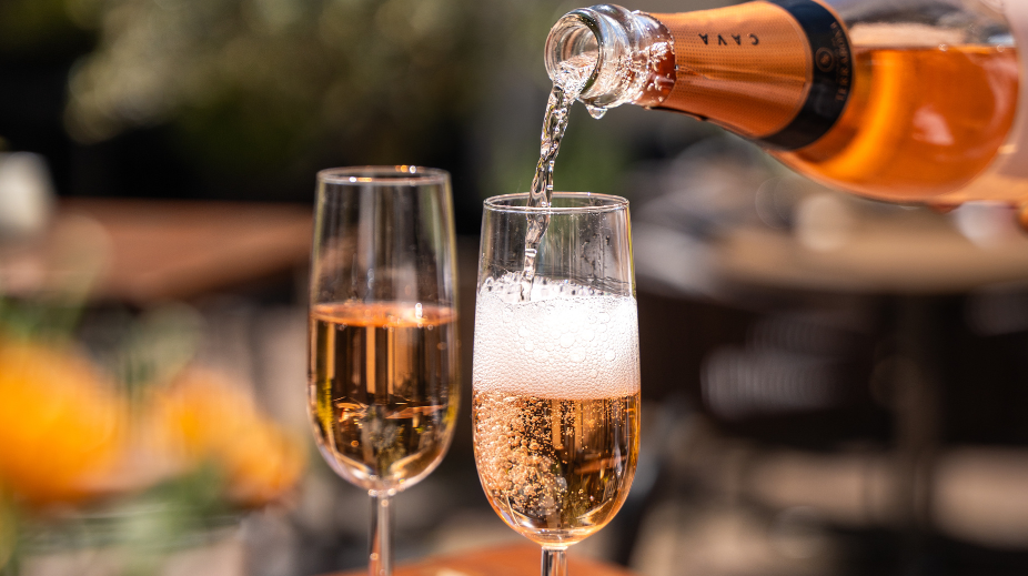 Inschenken van drankje