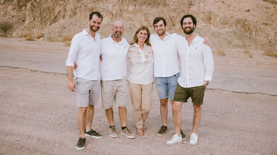 Ruben, Elias, Esther, Yoel en Jaron Shaya