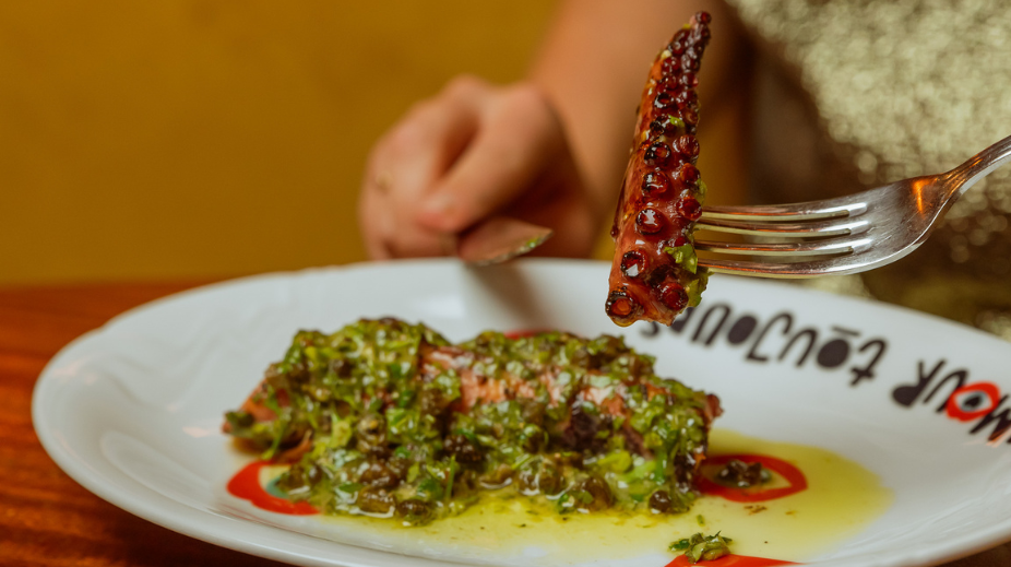 L'Amour Toujours in Den Haag