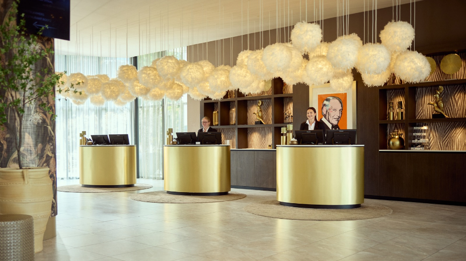 Receptie Van der Valk Hotel Amersfoort-A1 